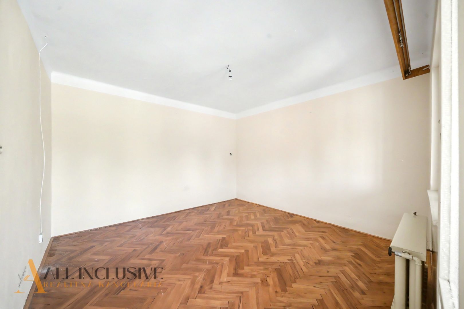 External property image