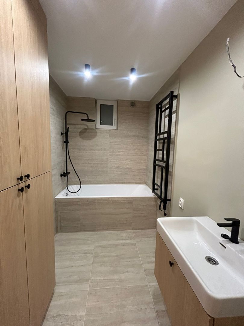 Elegantný dizajnový 101m2 zrekonštruovaný byt v absolútnom centre- top