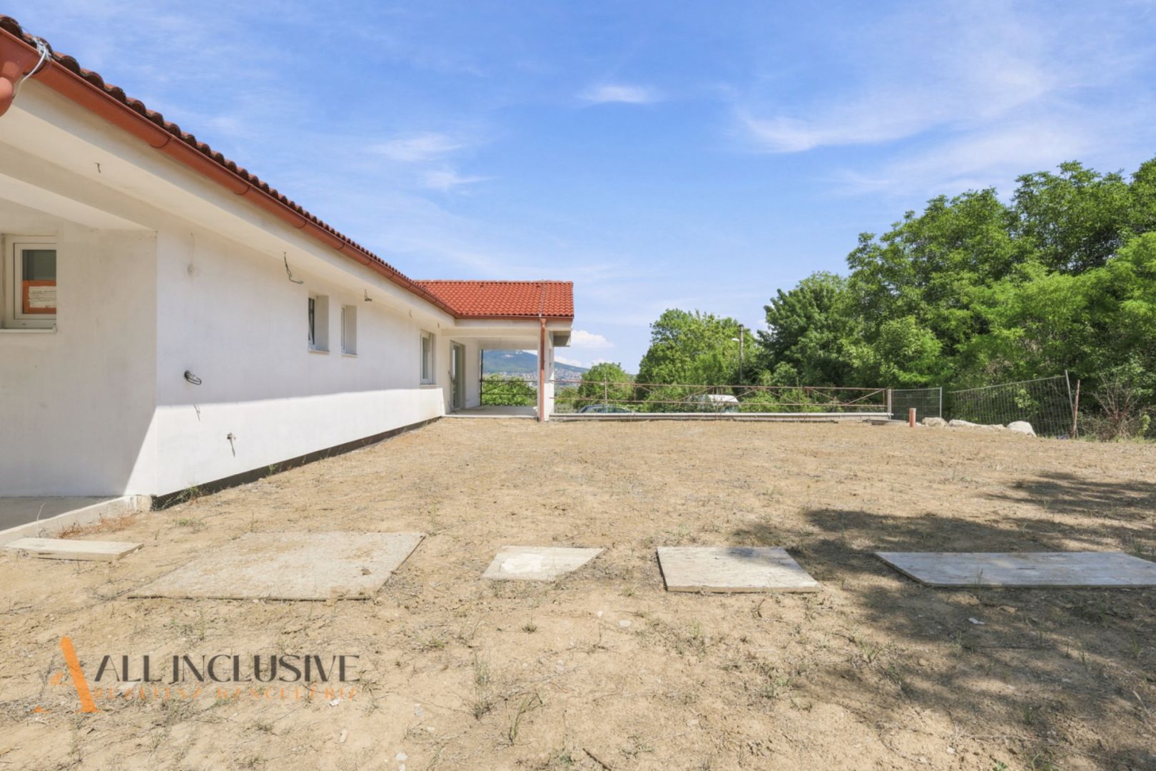 External property image