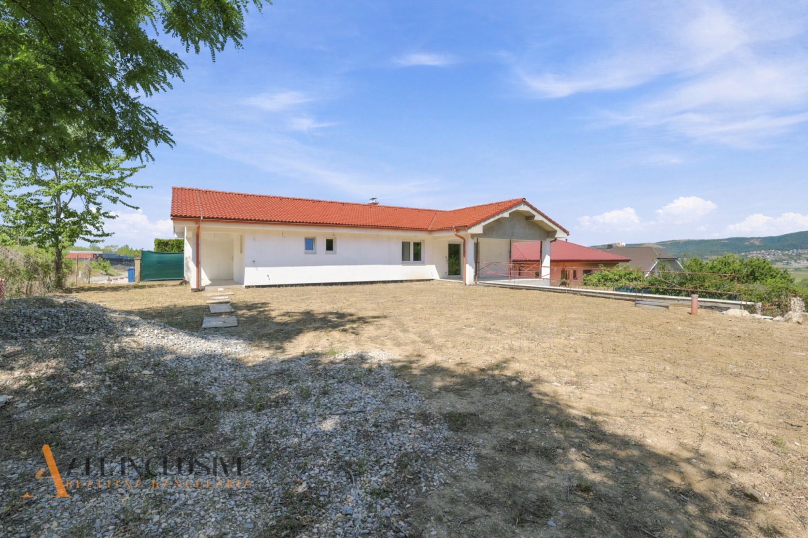 External property image