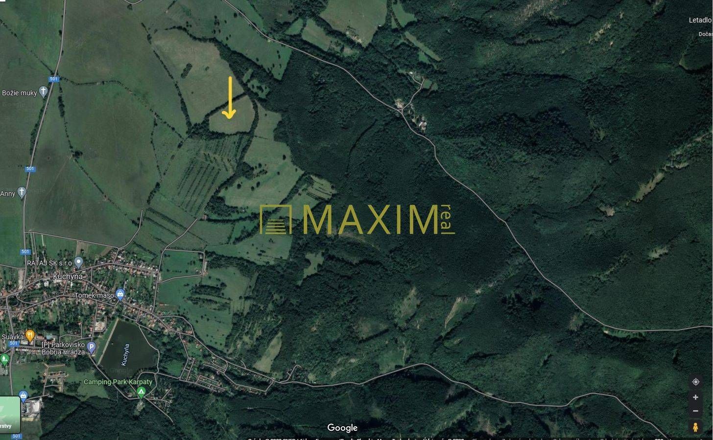 Slnečný takmer hektárový pozemok (9410m²) v k.ú. Kuchyňa s nádherným p