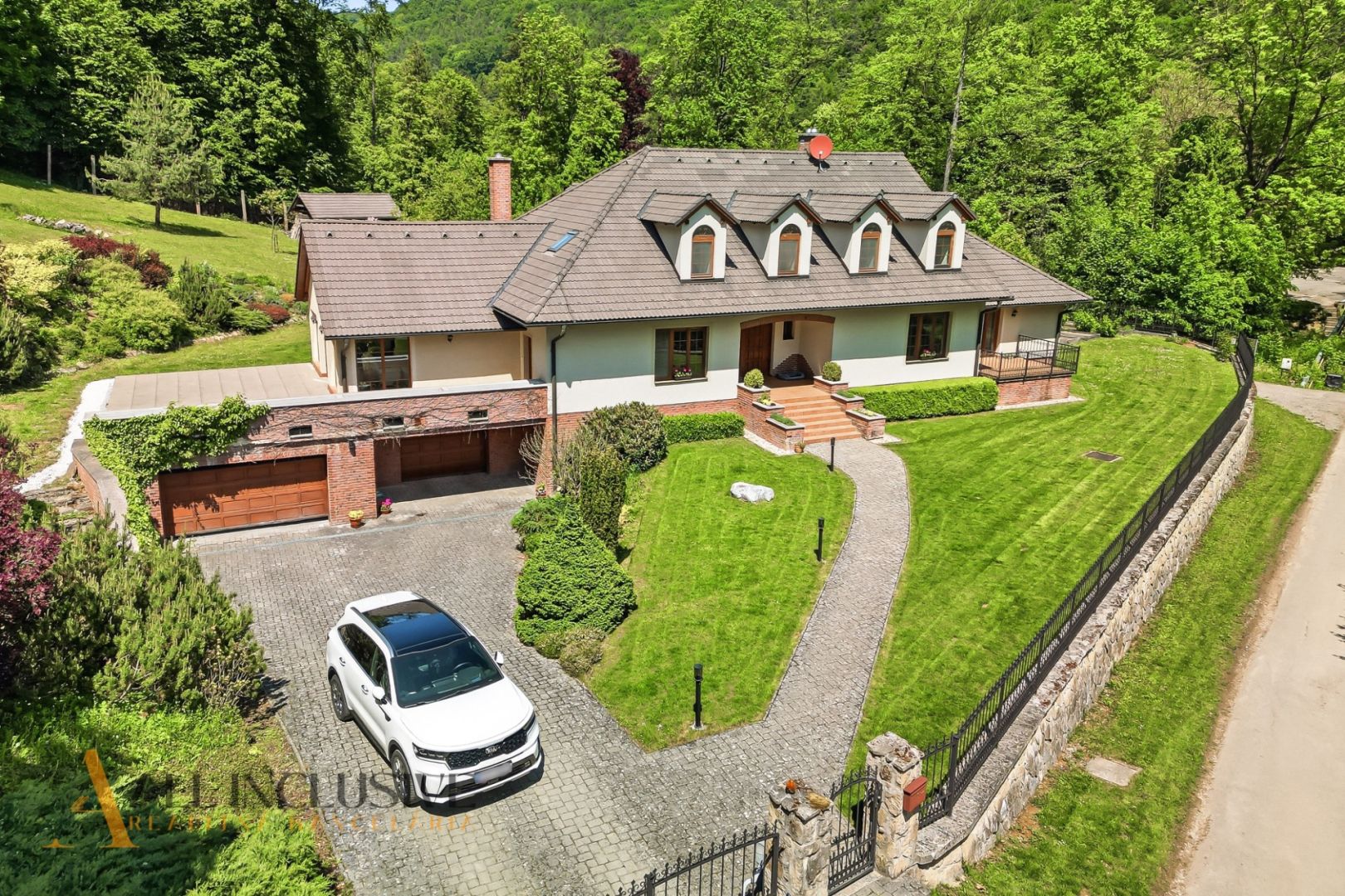 External property image