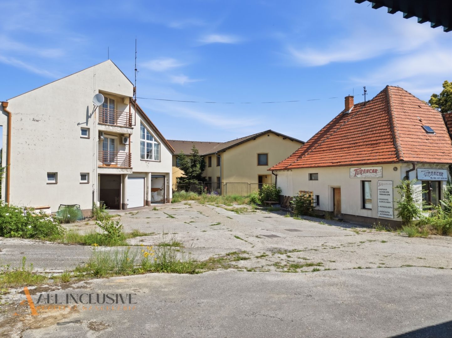 External property image