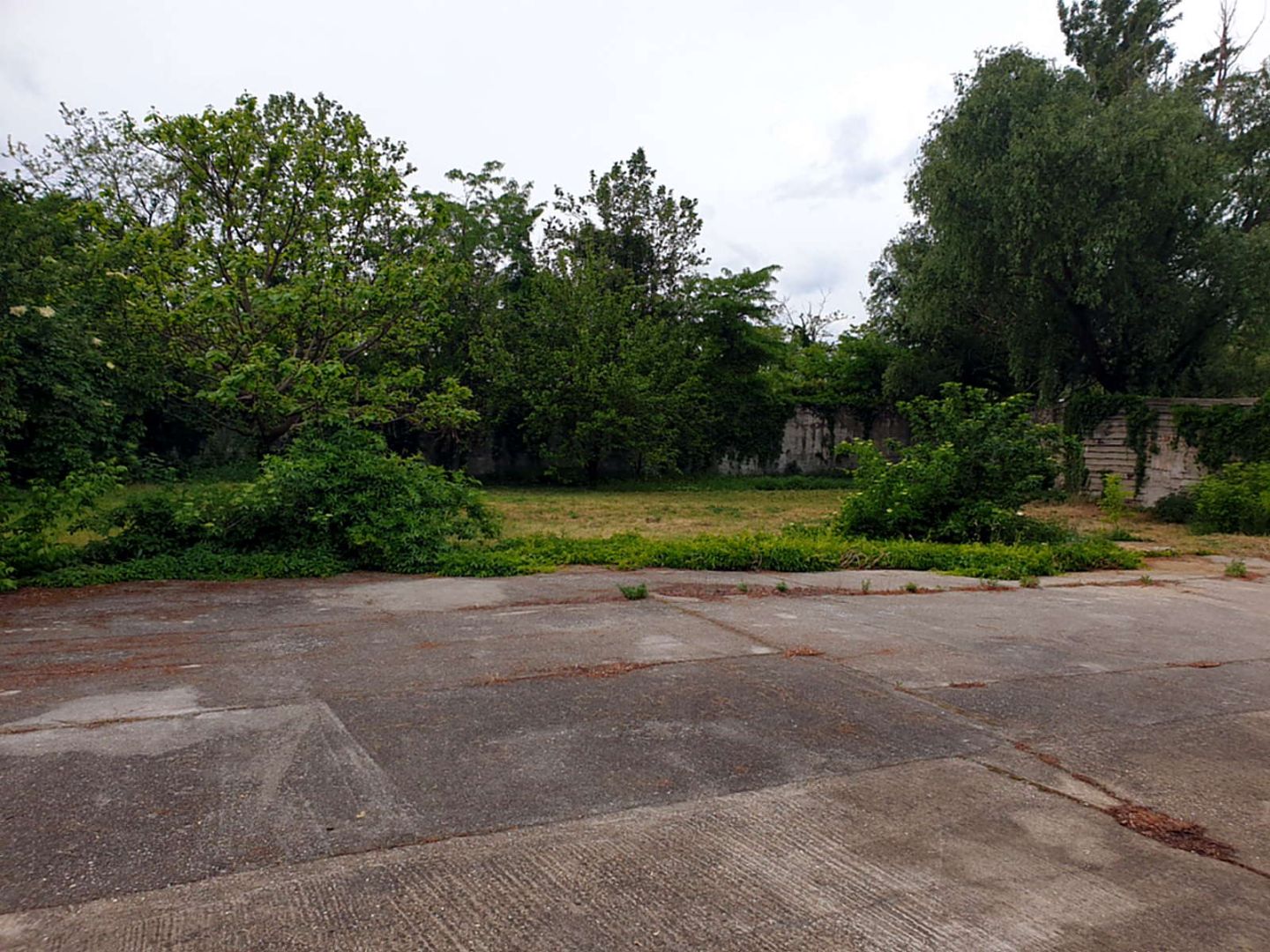 External property image