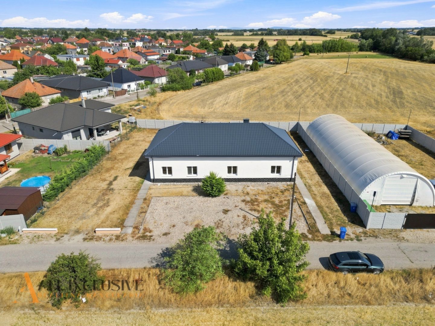 External property image