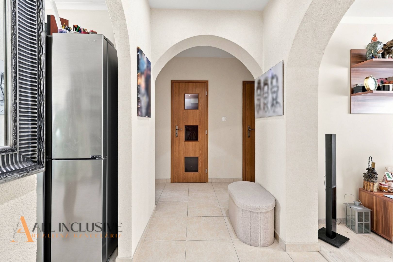 External property image