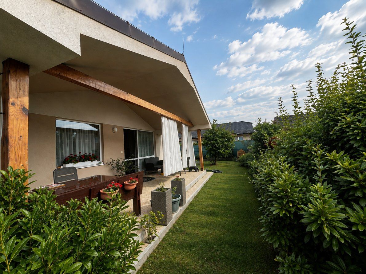 Moderný samostatne stojaci 4-izbový bungalov, Láb okres Malacky