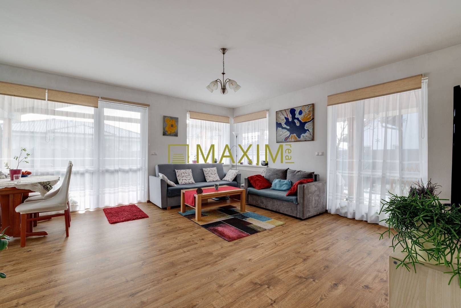 Moderný samostatne stojaci 4-izbový bungalov, Láb okres Malacky