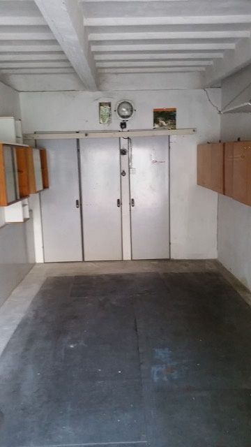 Samostatná garáž na ulici Planét s pozemkom v osob. vlastníctve
