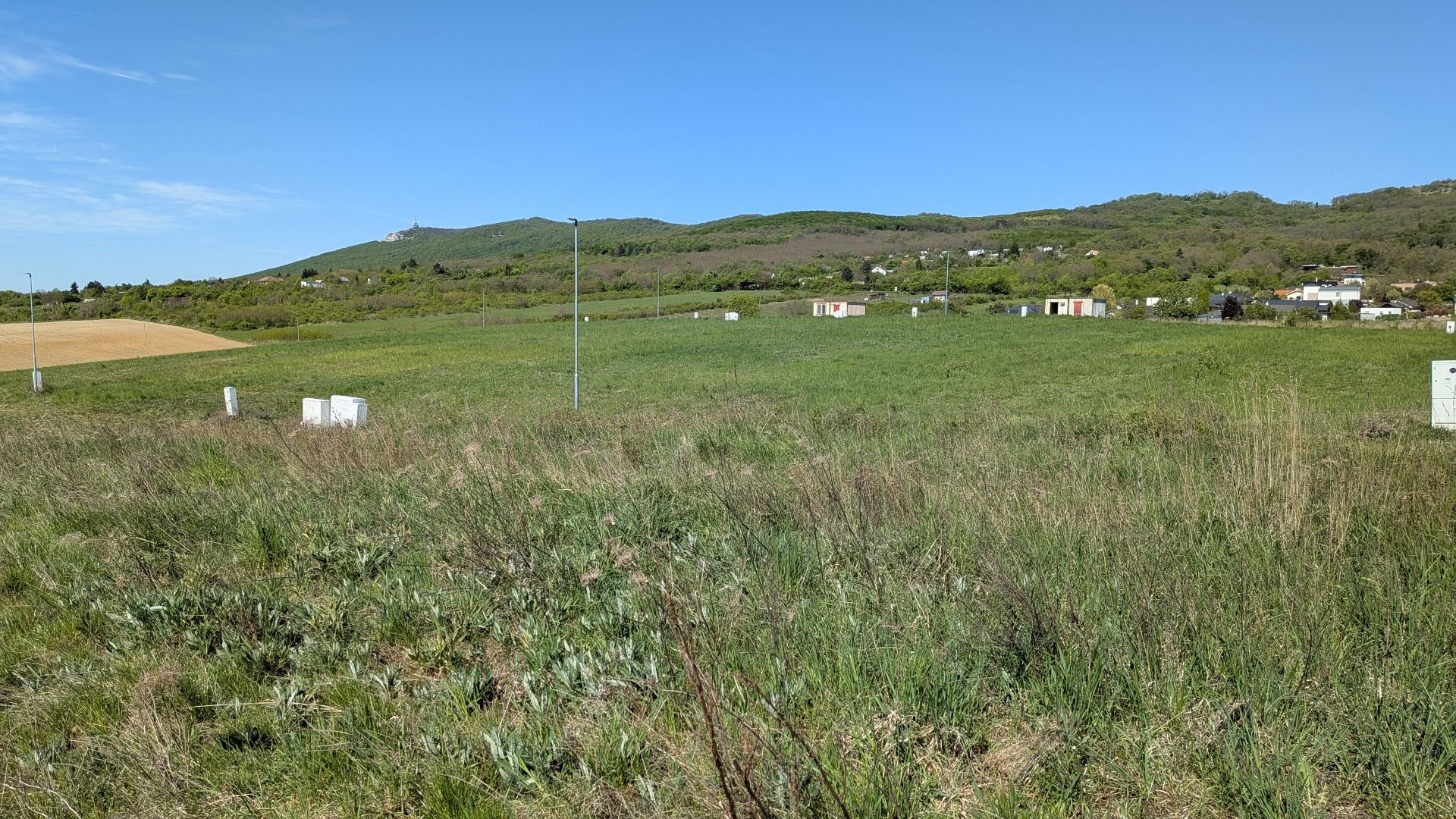 Stavebný pozemok v Štitároch 764 m2 s výhľadom na Nitru