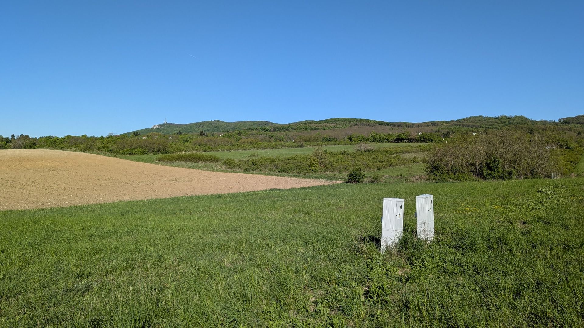 Stavebný pozemok 601 m2 v Štitároch
