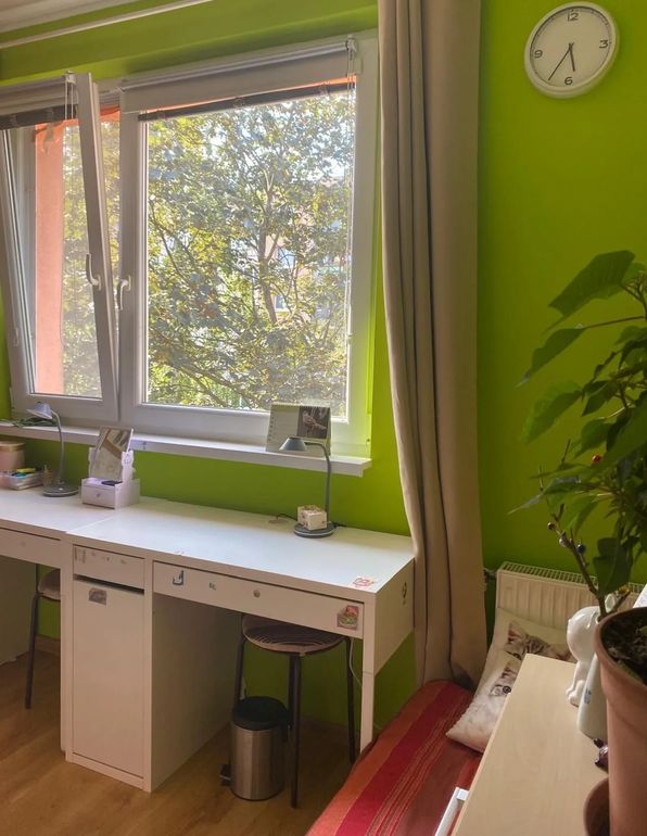 Pôvodne 1- izbový byt na Studenohorskej ulici prerobený na 2 izbový