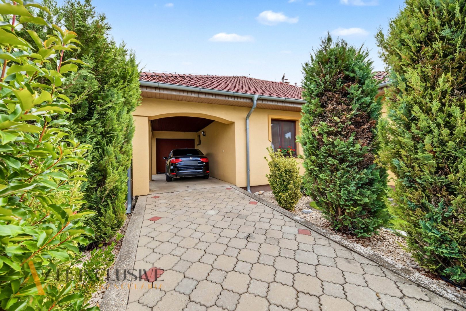 External property image
