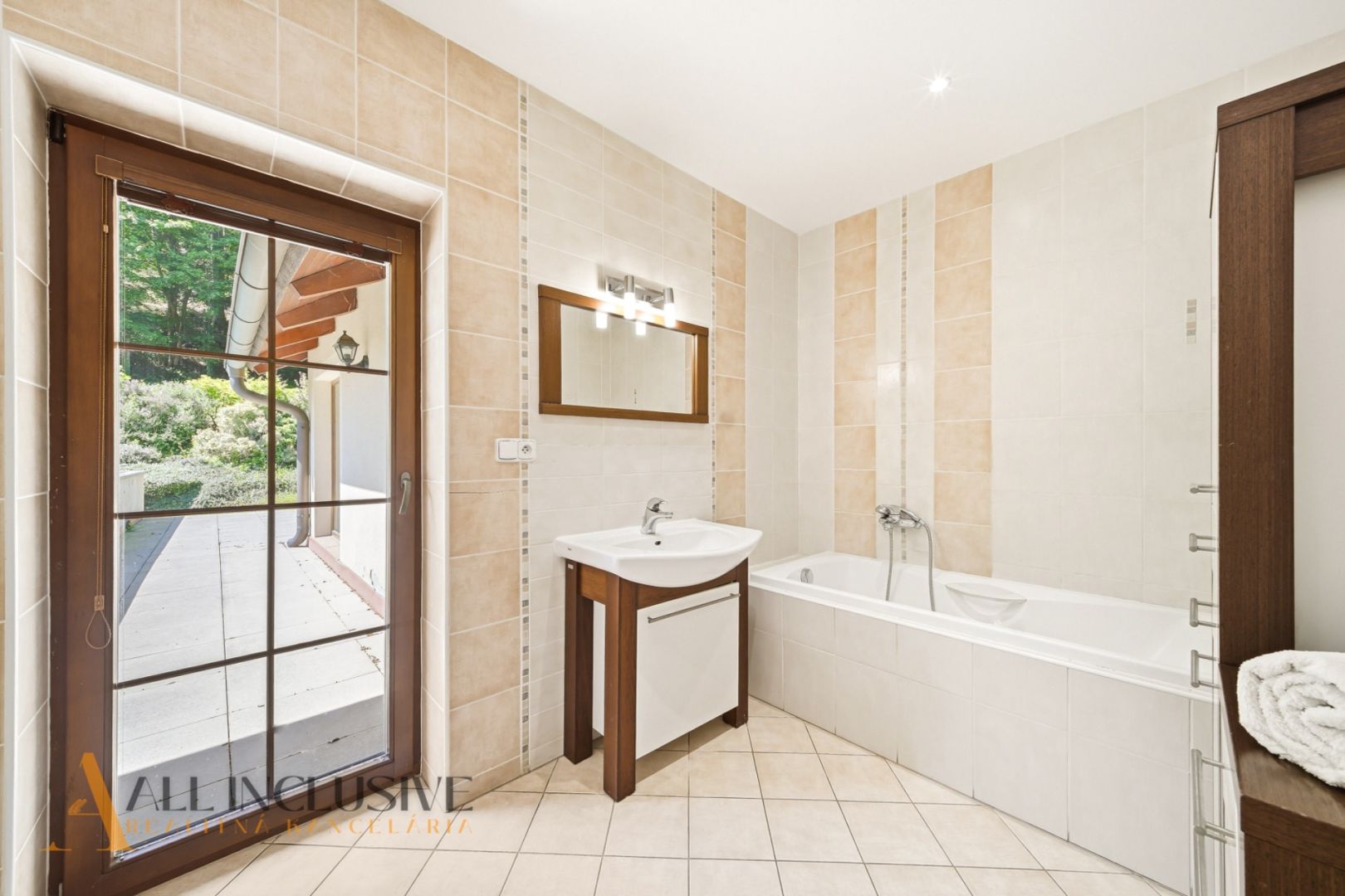 External property image