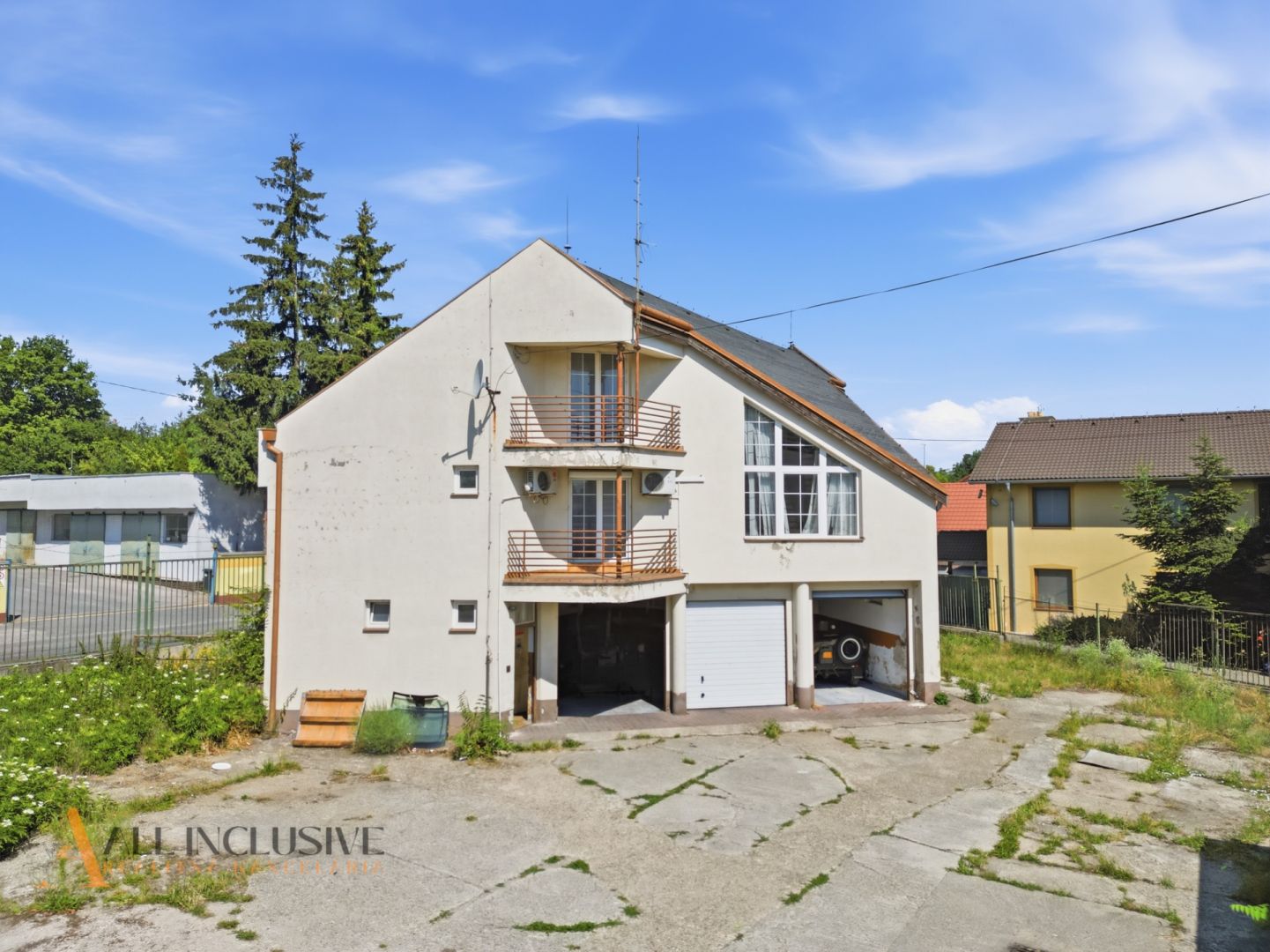 External property image