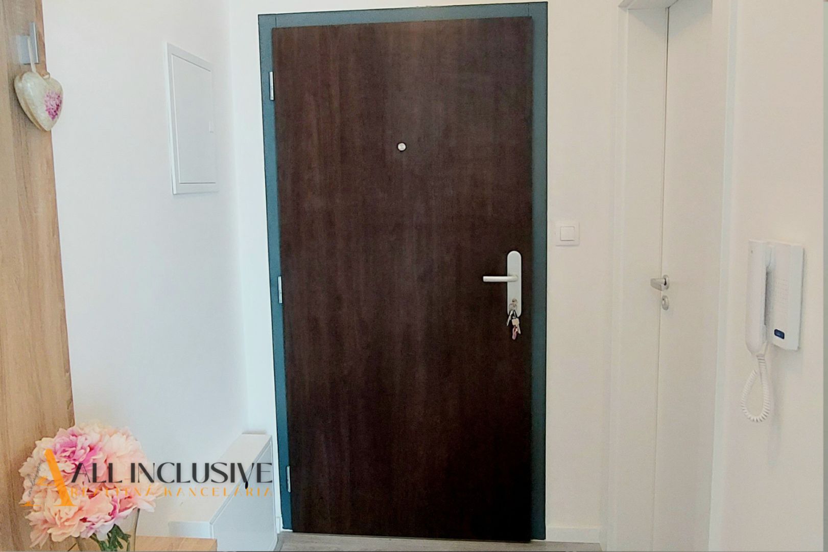 External property image