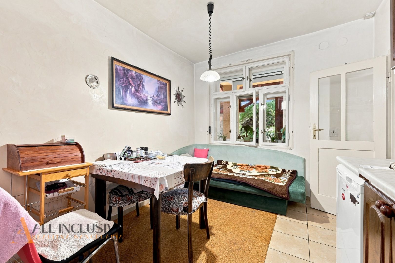 External property image
