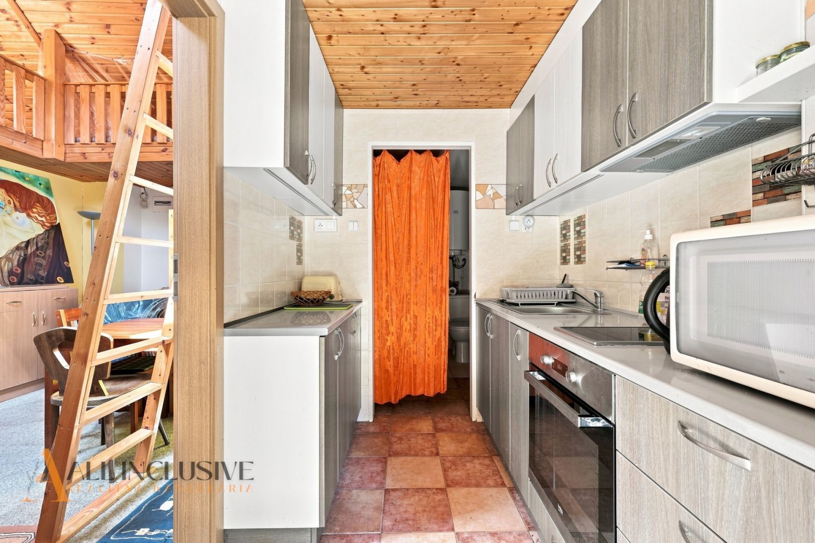 External property image