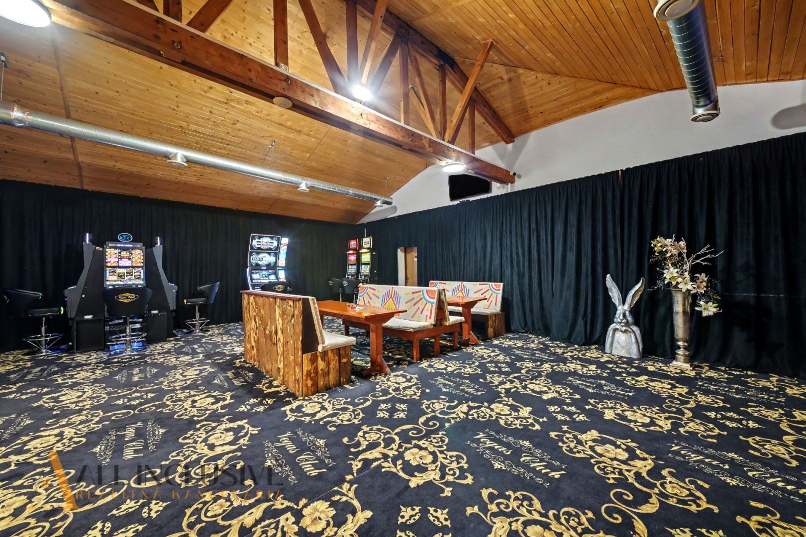 External property image