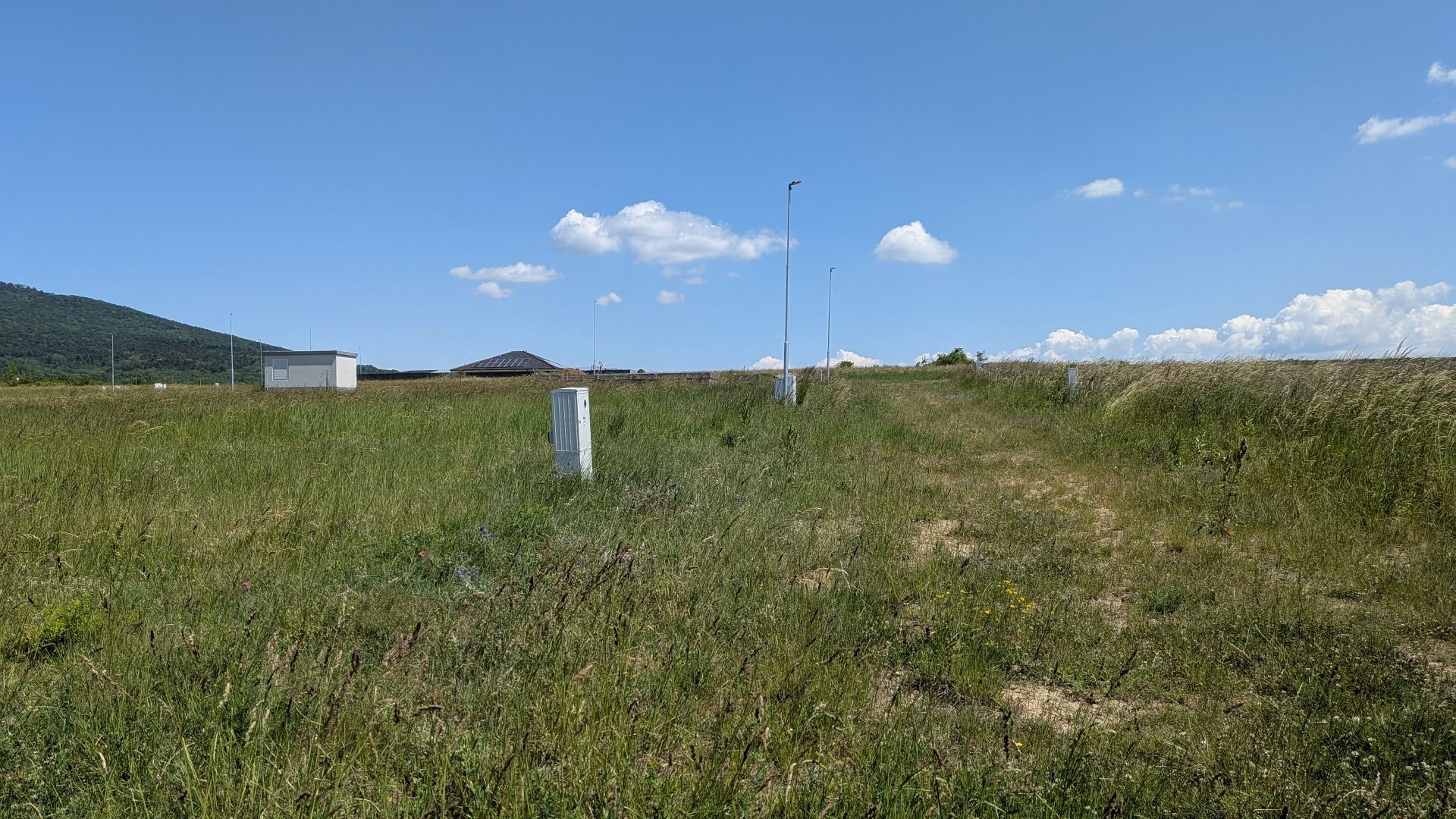 Stavebný pozemok 681 m2 v Štitároch
