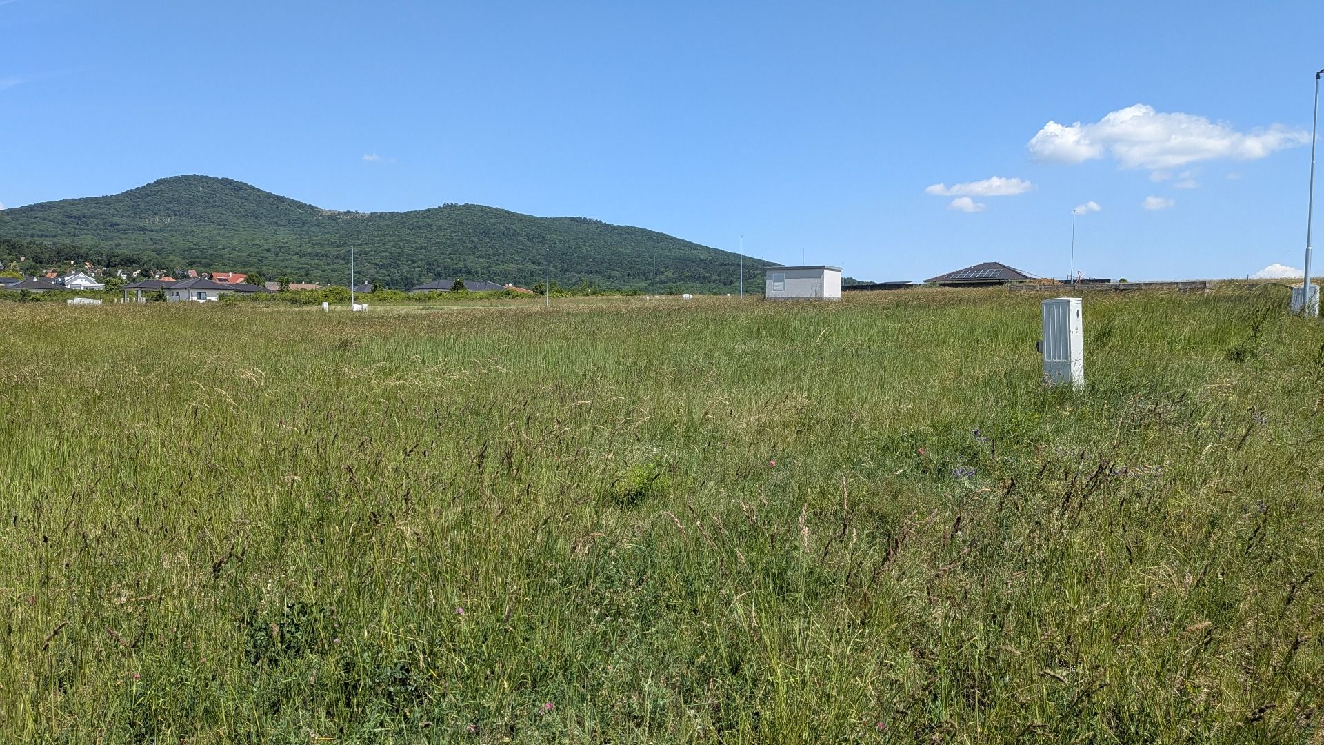 Stavebný pozemok 681 m2 v Štitároch