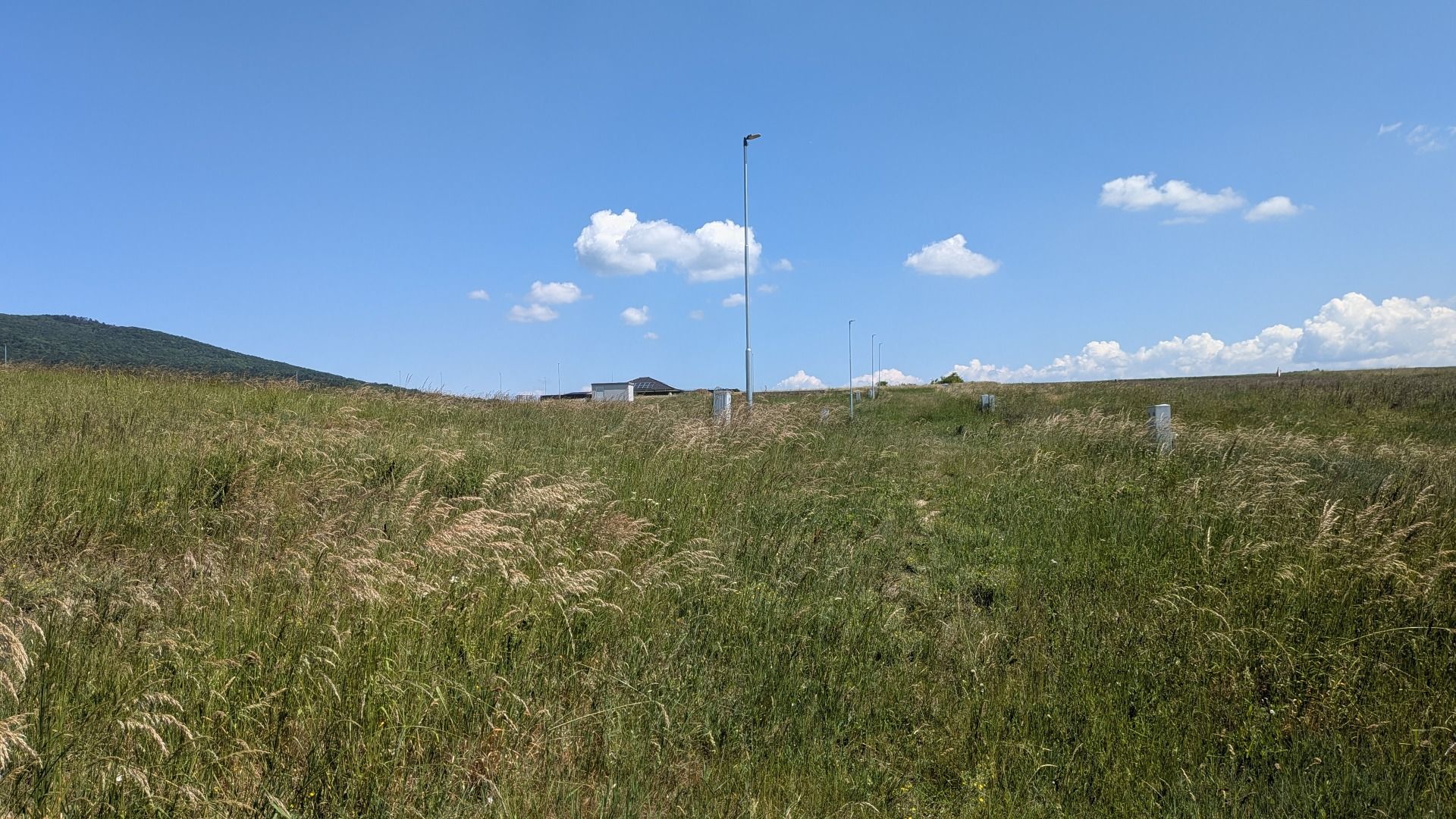 Stavebný pozemok 681 m2 v Štitároch