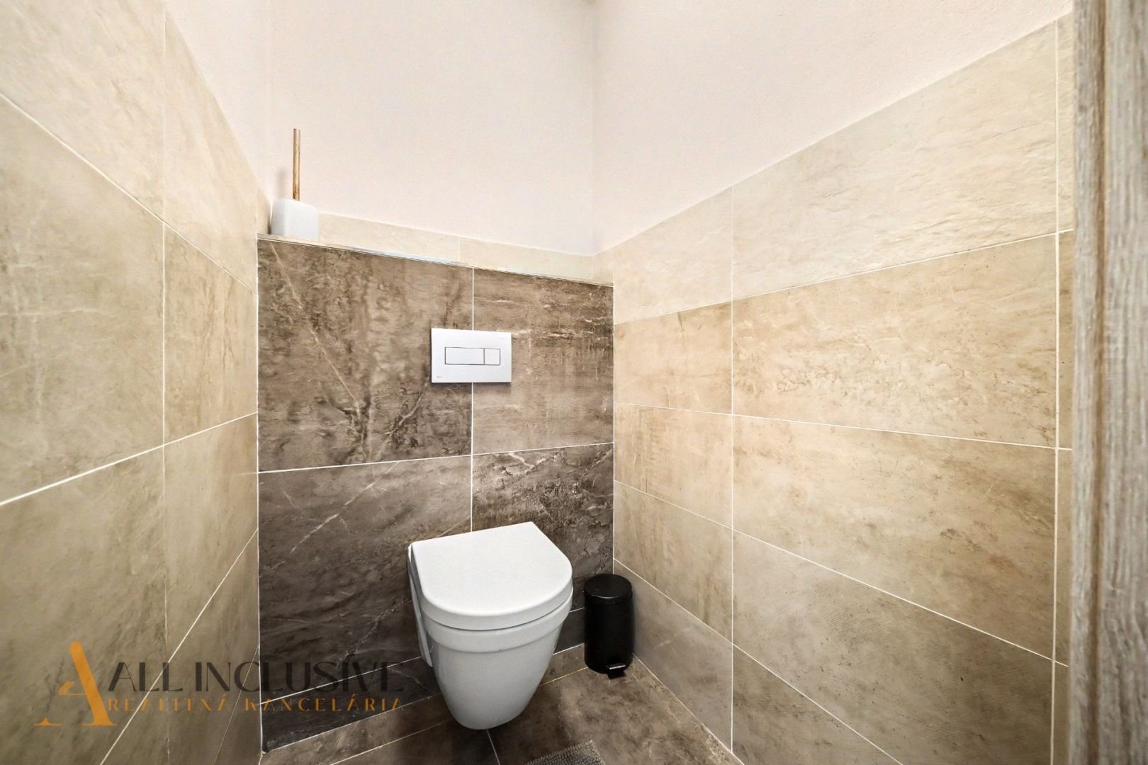 External property image