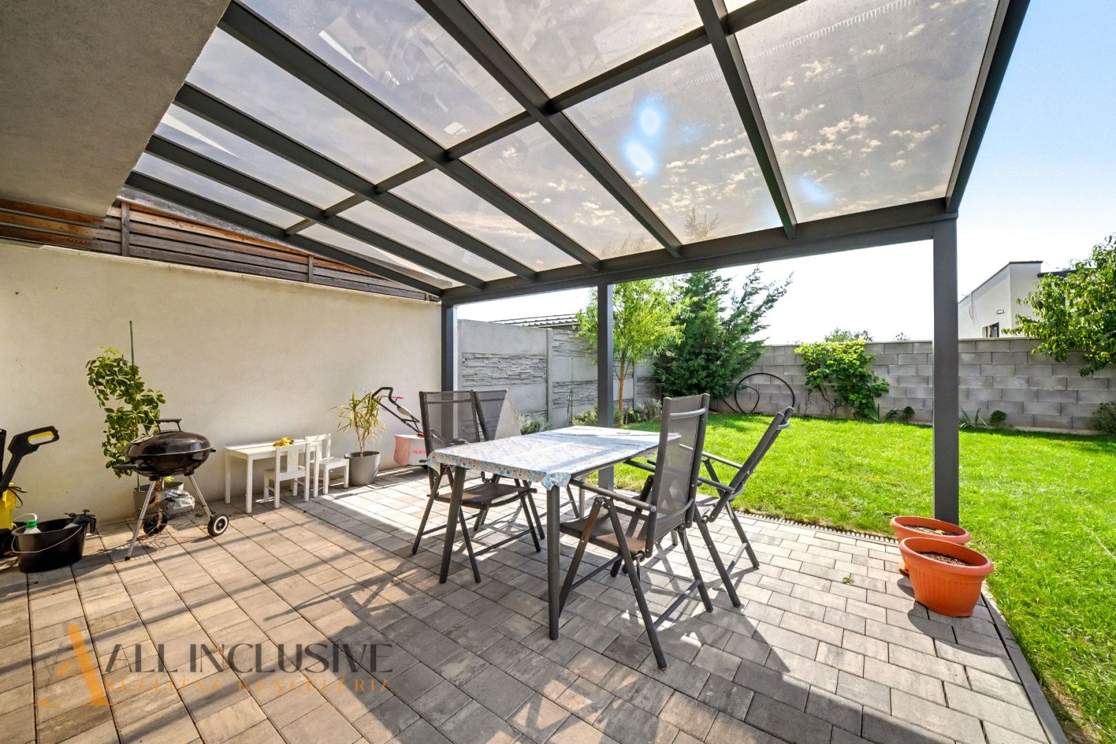External property image
