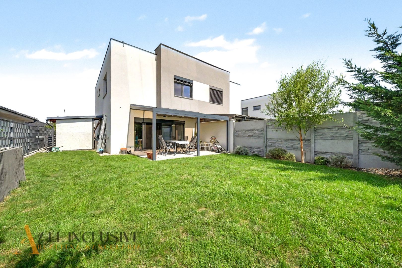 External property image