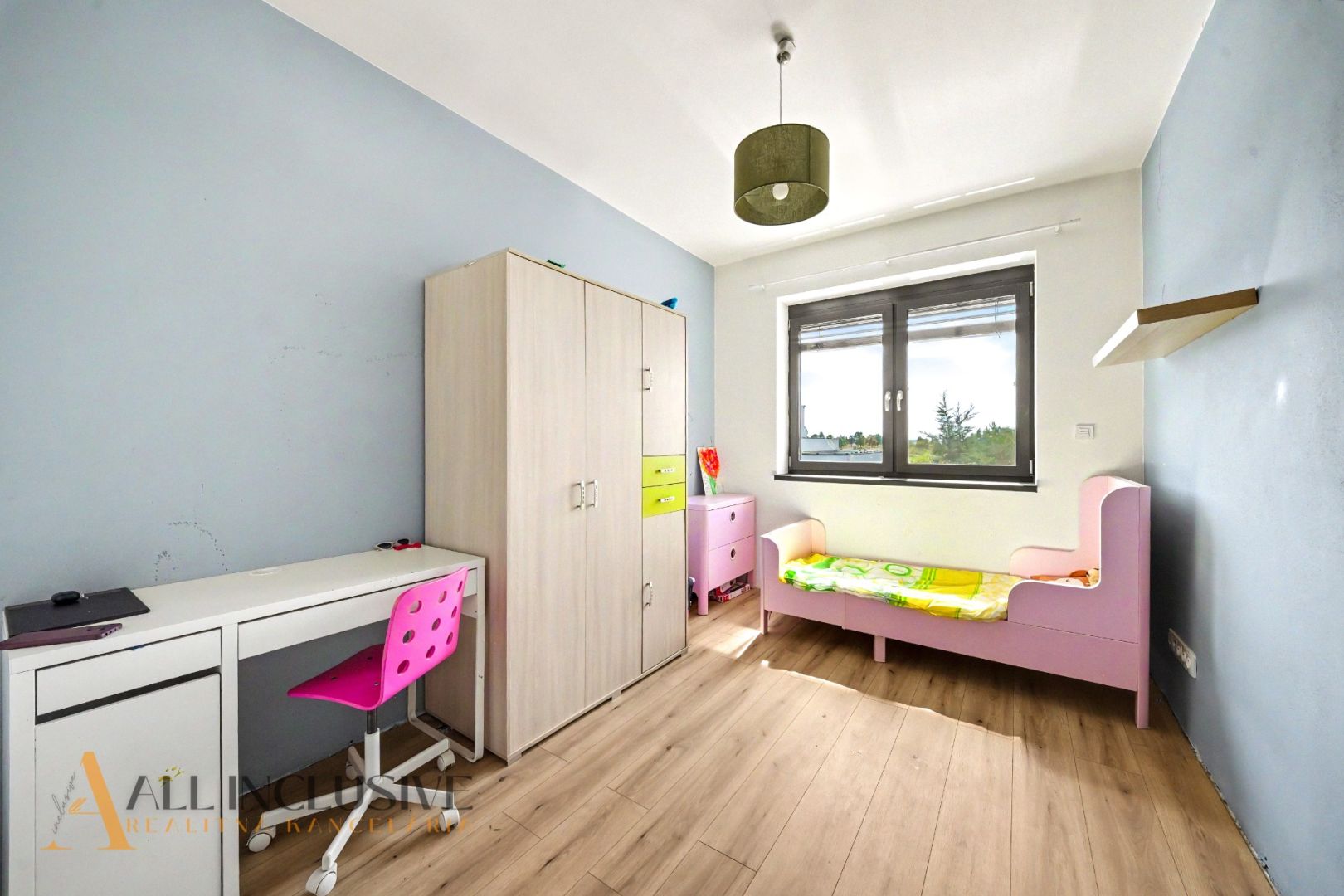 External property image