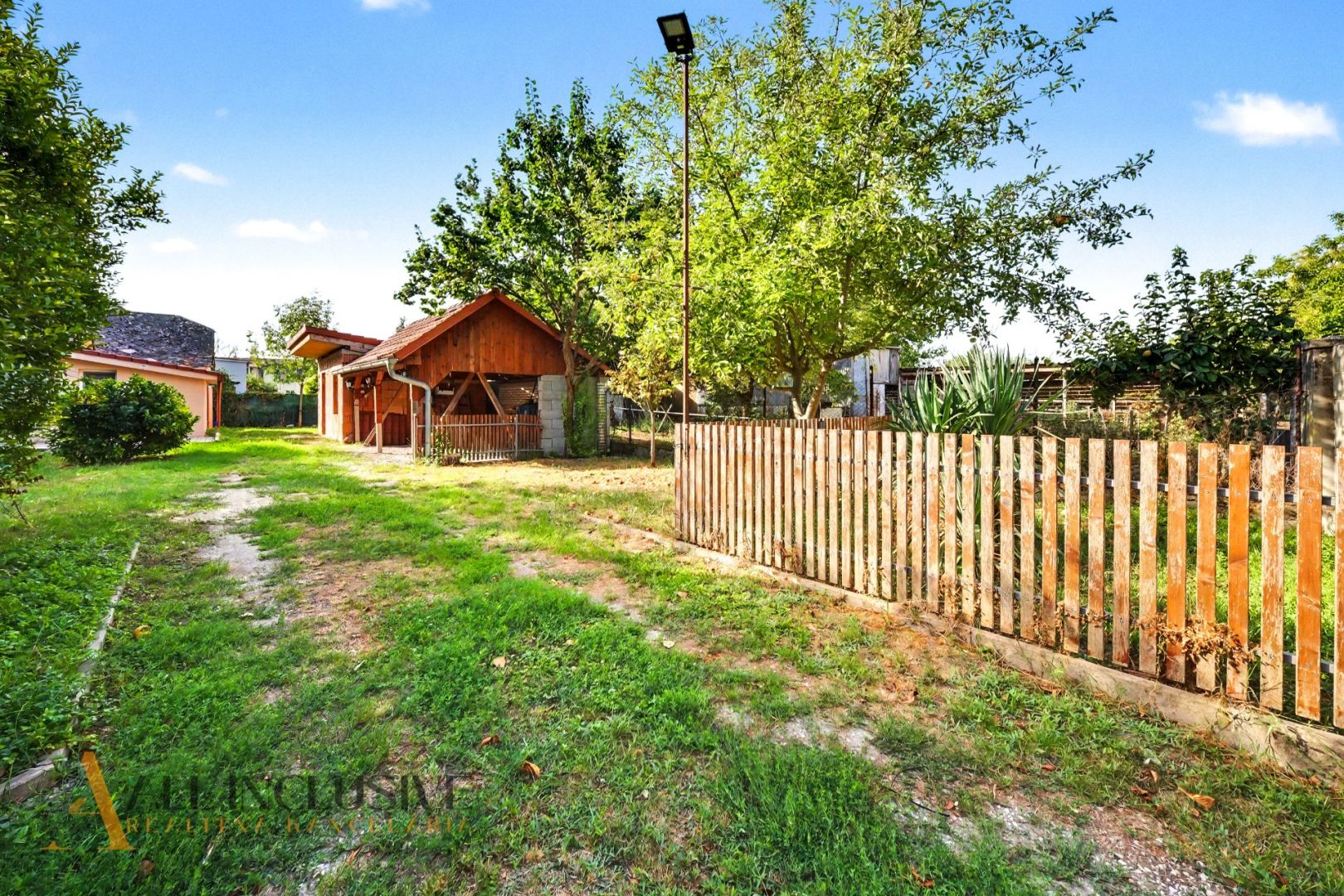External property image