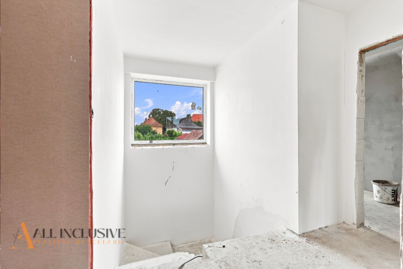 External property image