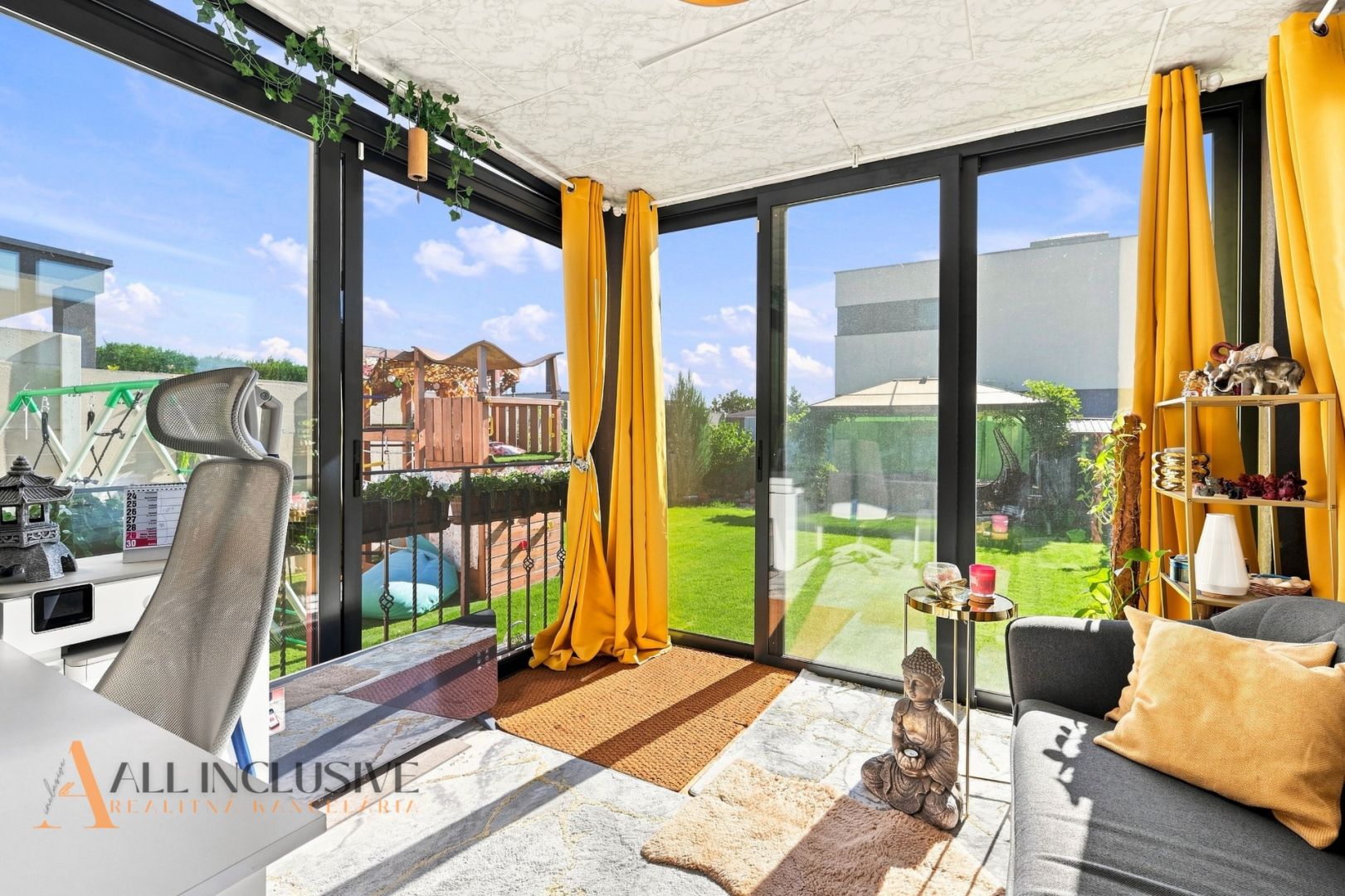 External property image