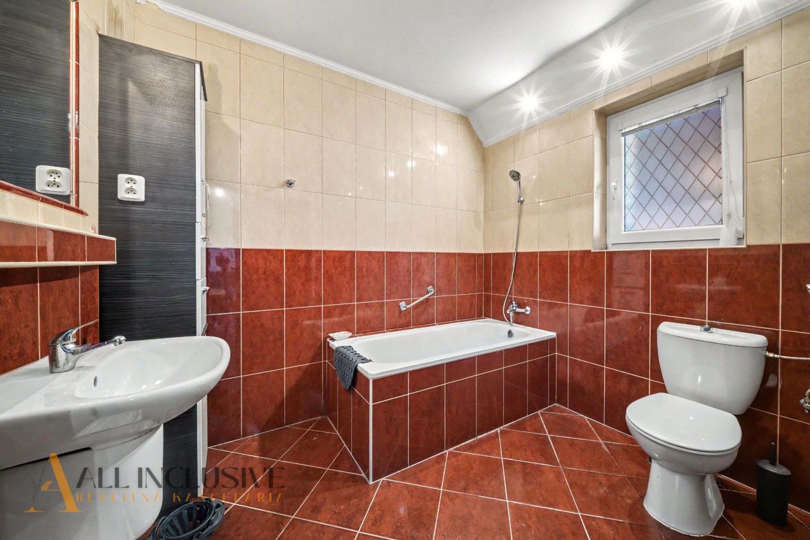 External property image