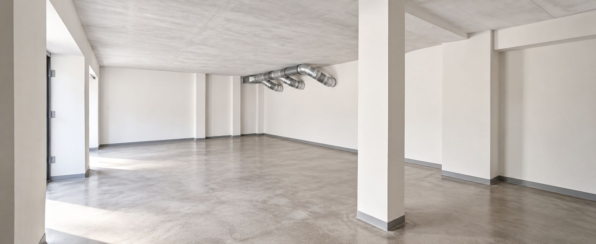 TOP:Nie je to len garáž! 49 m² priestoru s množstvom možností využitia