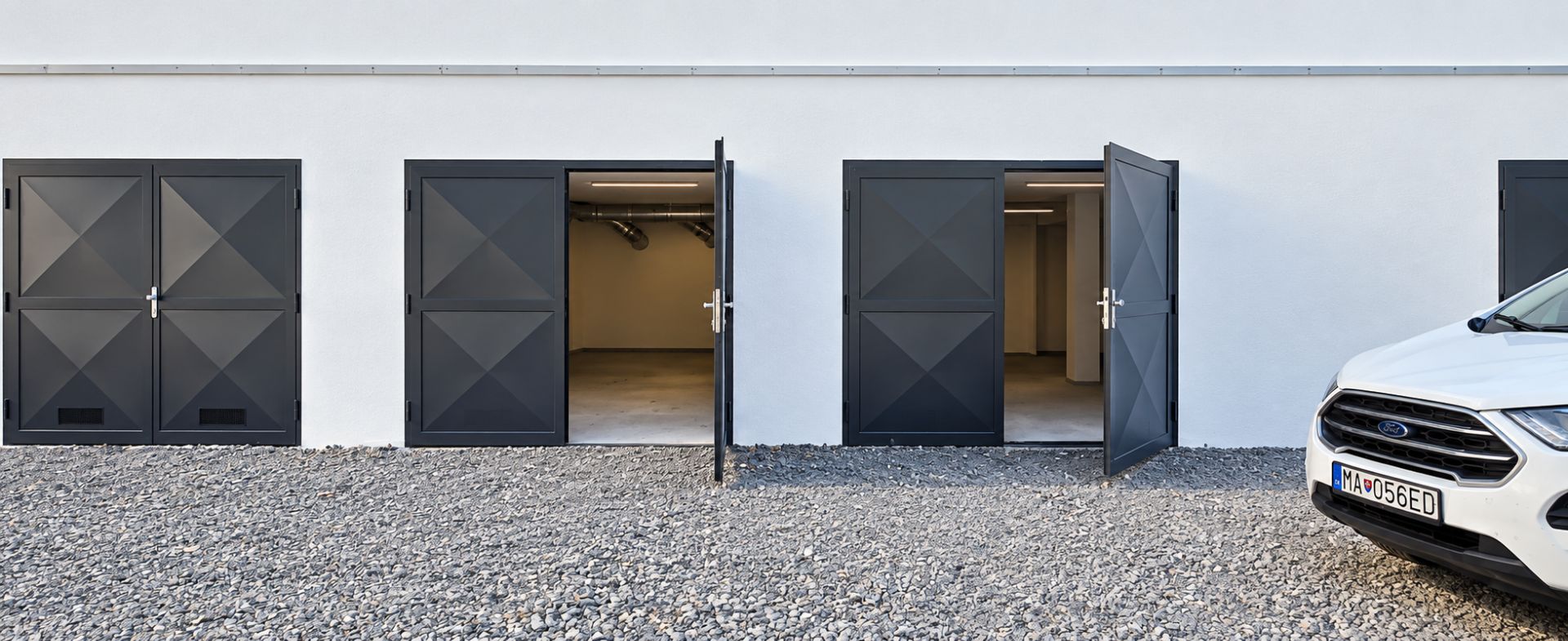 TOP Veľkorysý priestor 49 m² – dielňa alebo sklad