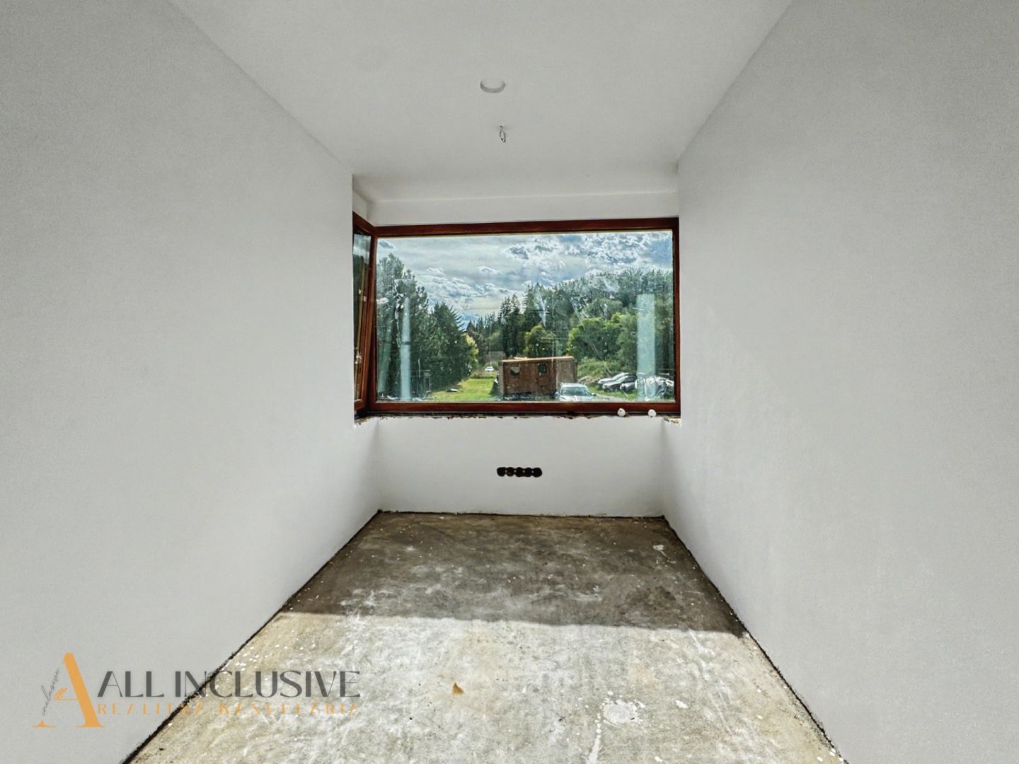 External property image