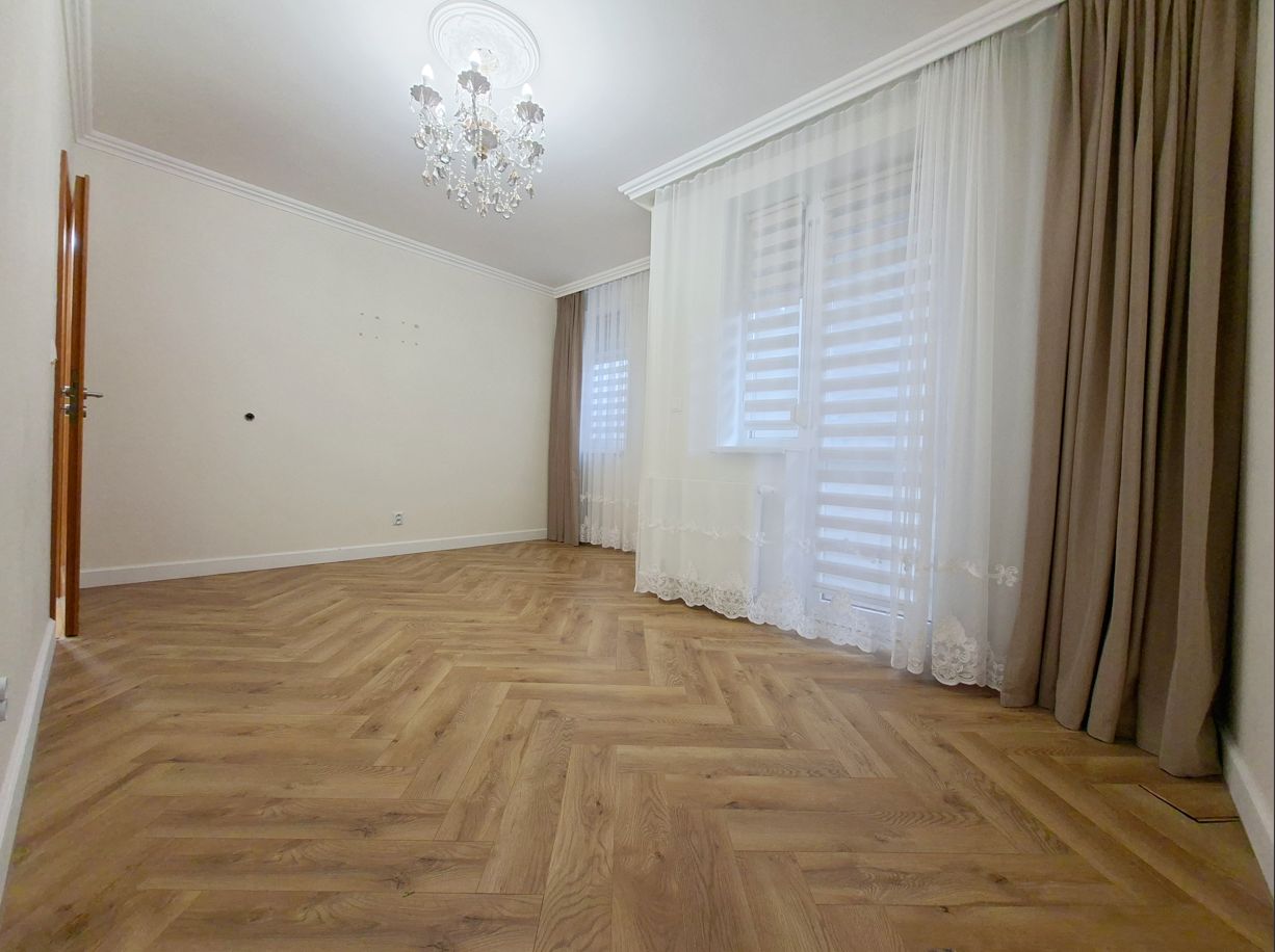S garážovým státím a záhradkou 3 izbový byt na ul. Široká v Bratislave