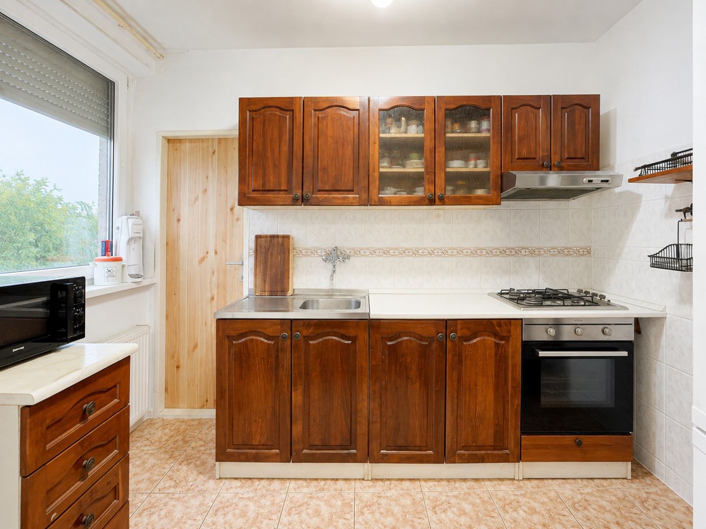 4-izbový byt 93m² s garážou, záhradou a vlastným pozemkom – Jahodná