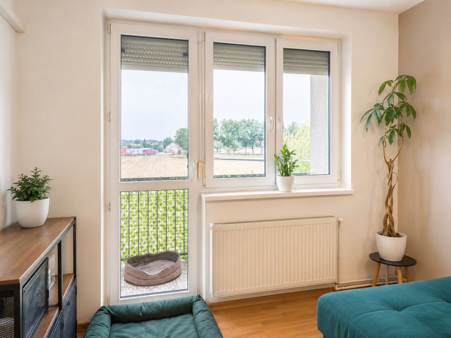 4-izbový byt 93m² s garážou, záhradou a vlastným pozemkom – Jahodná
