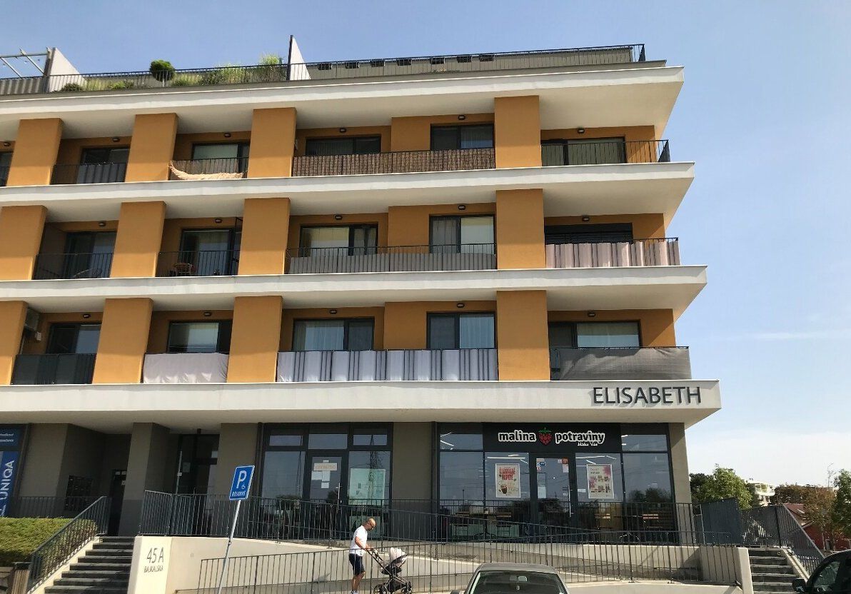 3- izbový byt vrátane parkovacieho miesta / Bajkalská ulica
