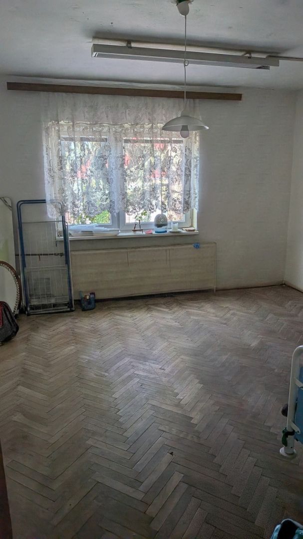 Starší dom na Chrenovej s pozemkom 1116m2, možnosť stavby druhého domu