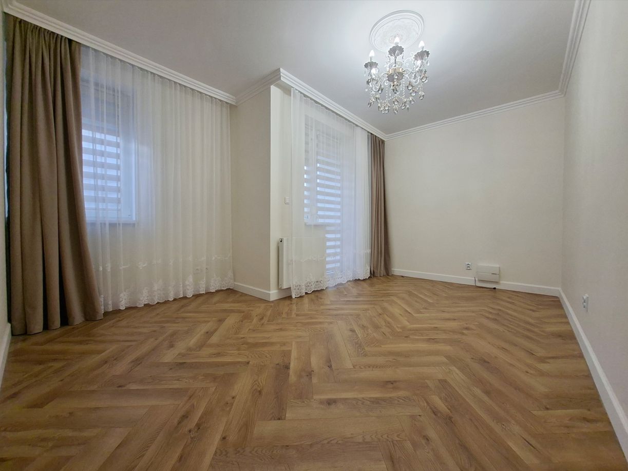 S garážovým státím a záhradkou 3 izbový byt na ul. Široká v Bratislave