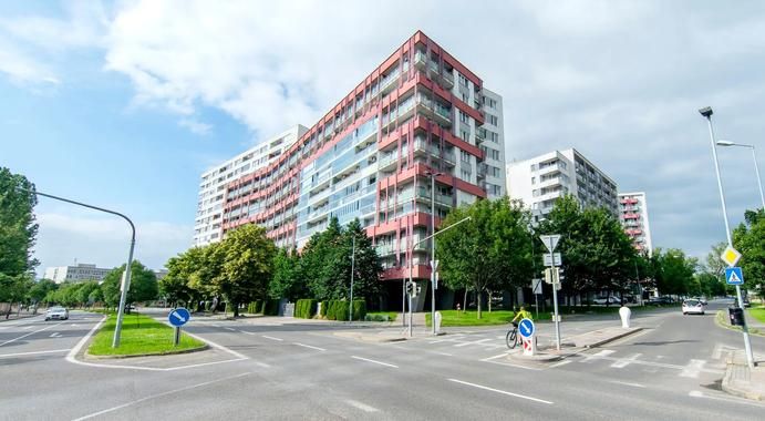 V projekte KOLOSEO – 2 izbový byt na ul. Tomášikova v Bratislave