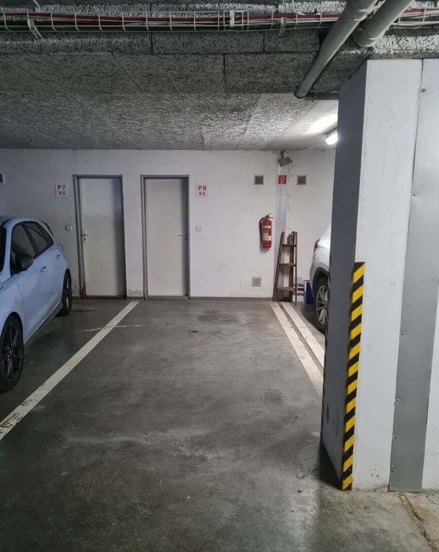 PREDAJ – Garážové státie na Horskej ulici