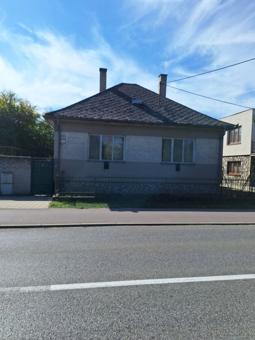 Rodinný dom v Malackách, pozemok 630 m² a výborná lokalita