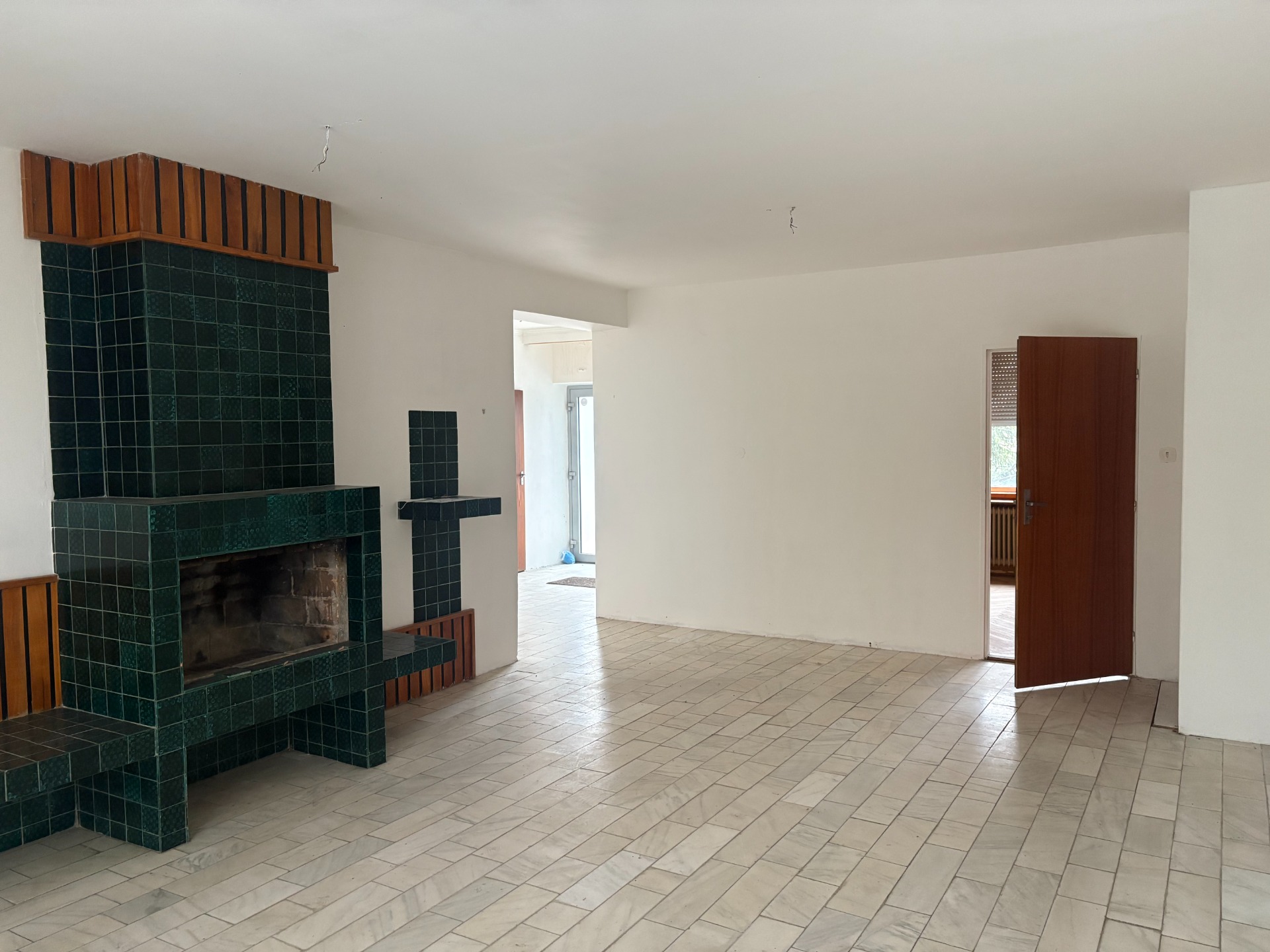 PREDAJ – Rodinný dom s investičným potenciálom – Nové Zámky