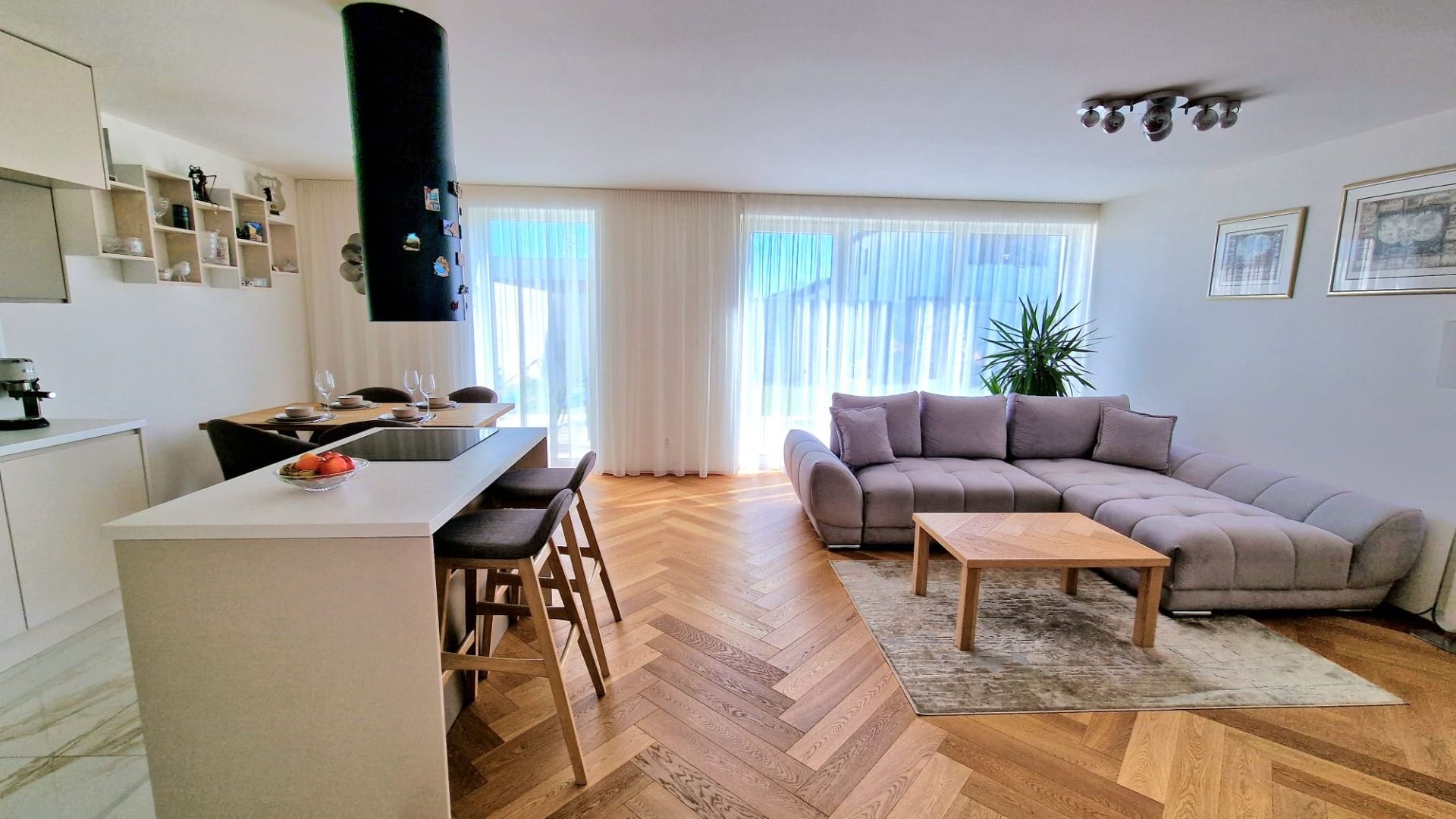 REZERVOVANÉ: PRENÁJOM-4 izbový rodinný dom, ktorý je súčasťou dvojdomu