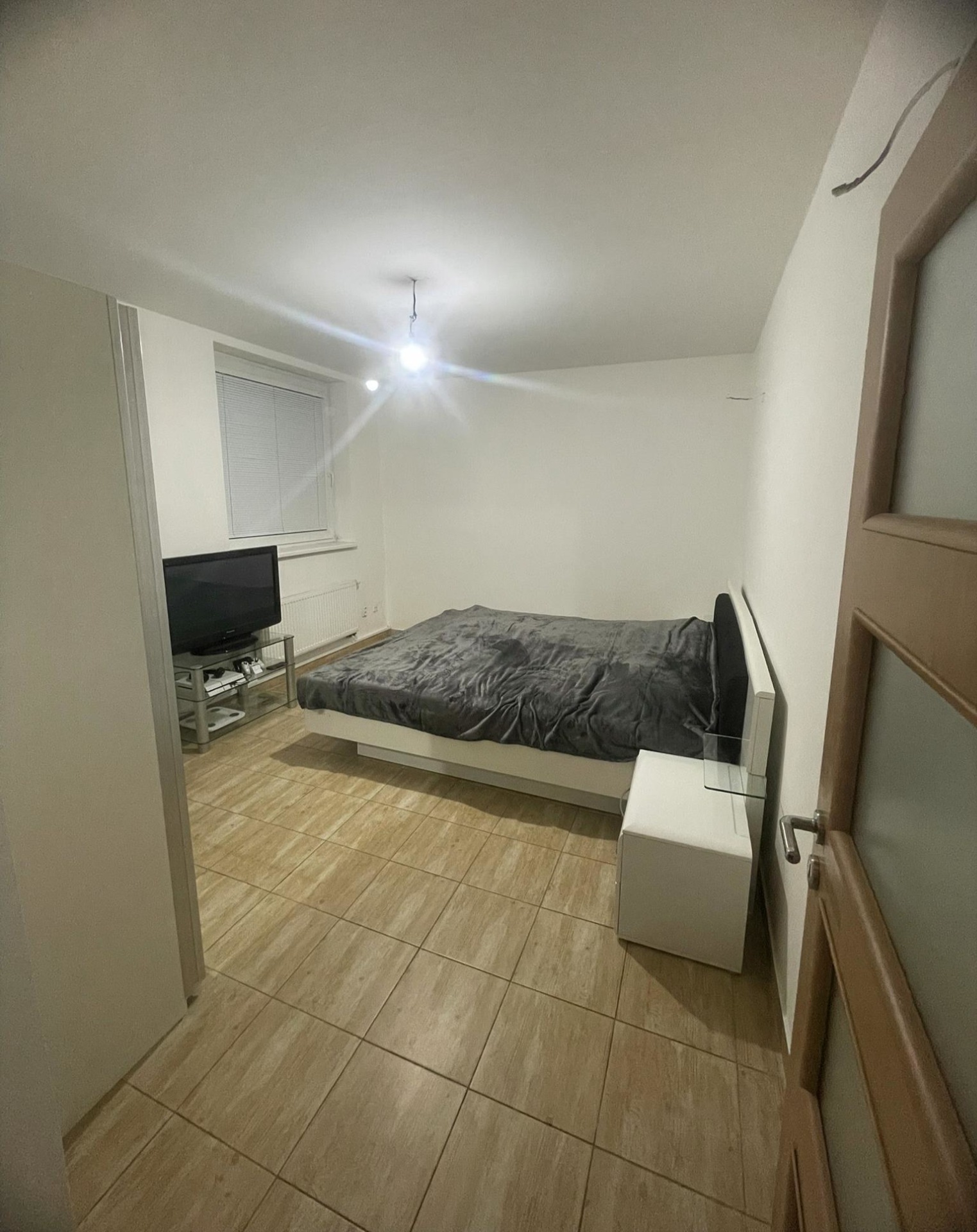 PRENÁJOM – 2-izbový priestranný byt, terasa a parkovanie, Svätoplukovo