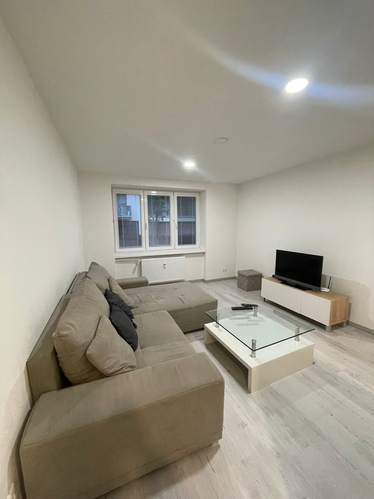 PRENÁJOM – 2-izbový priestranný byt – Za Ferenitkou, Nitra